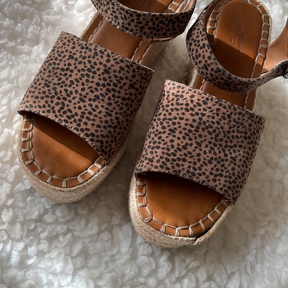 Universal Thread Espadrilles - Picture 3 of 7